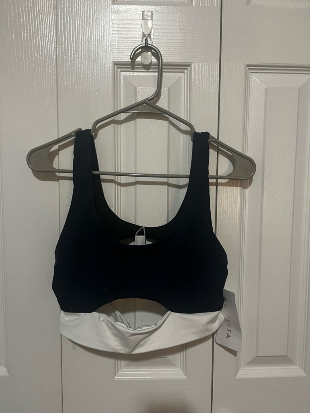 Athleta Mod Block Reversible Scoop Bikini Top Navy/White Size Medium NWT